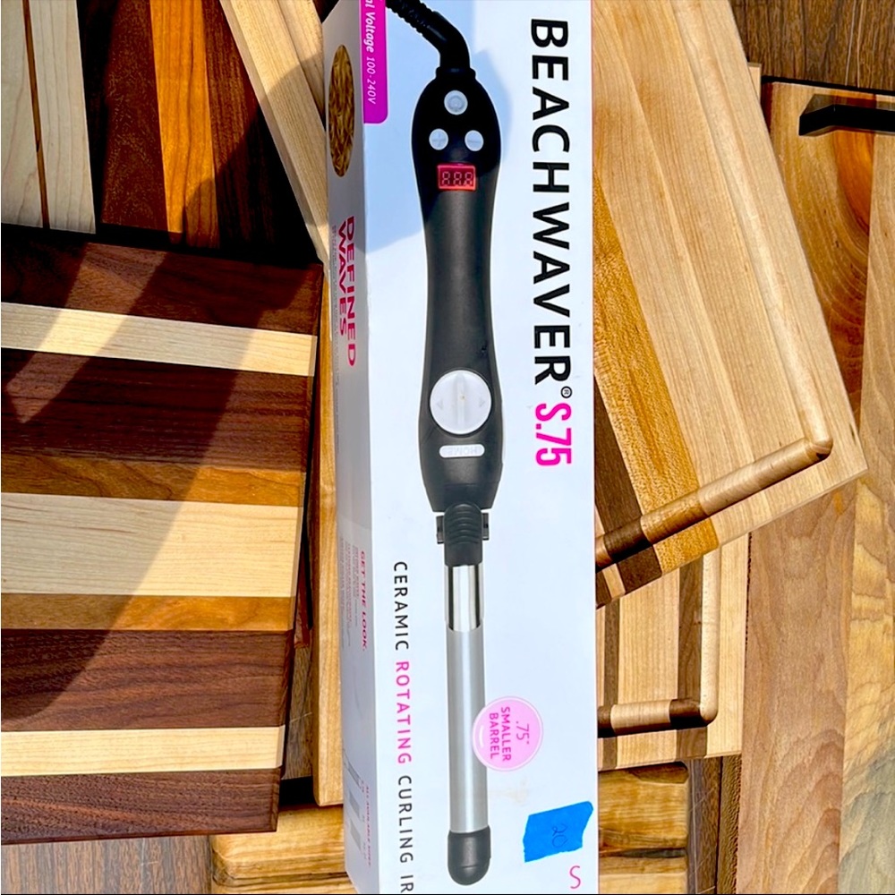0.75" Beachwaver!!
